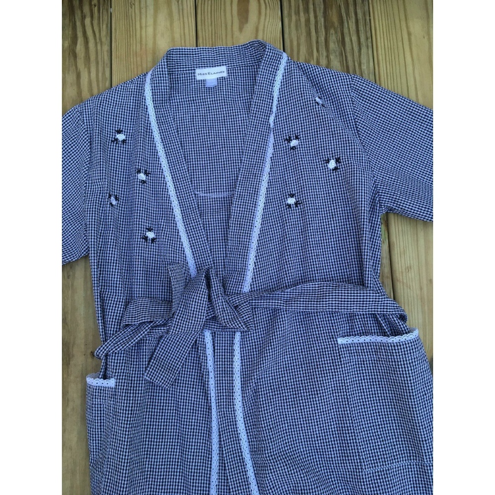 Vintage Miss Elaine Robe!👗